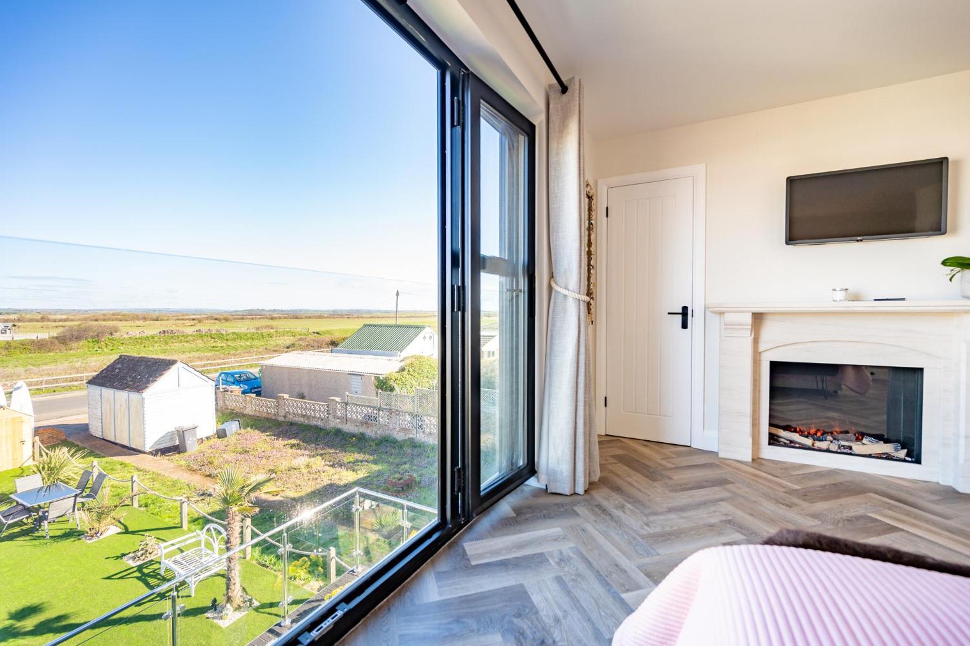 Aqua Blu Beach House Holiday Rental Pevensey Ngoại thất bức ảnh